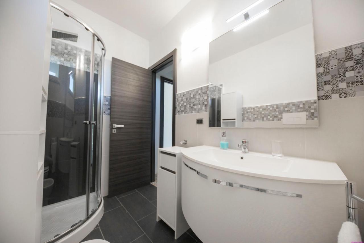 Appartamento 8 Pax In Villa Francesca Sicily Sul Mare Casteldaccia Exteriér fotografie